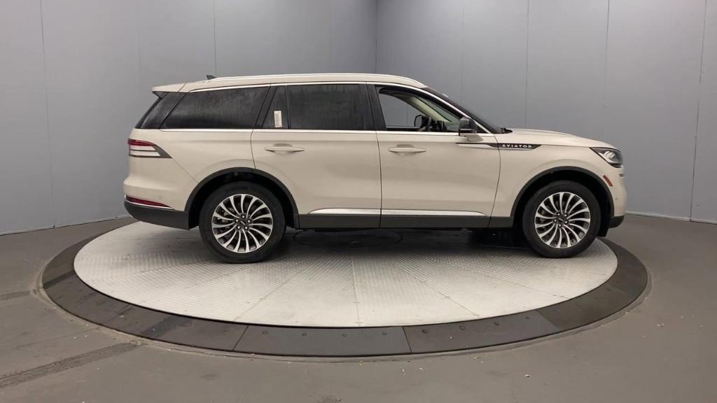 new 2023 Lincoln Aviator car, priced at $71,075