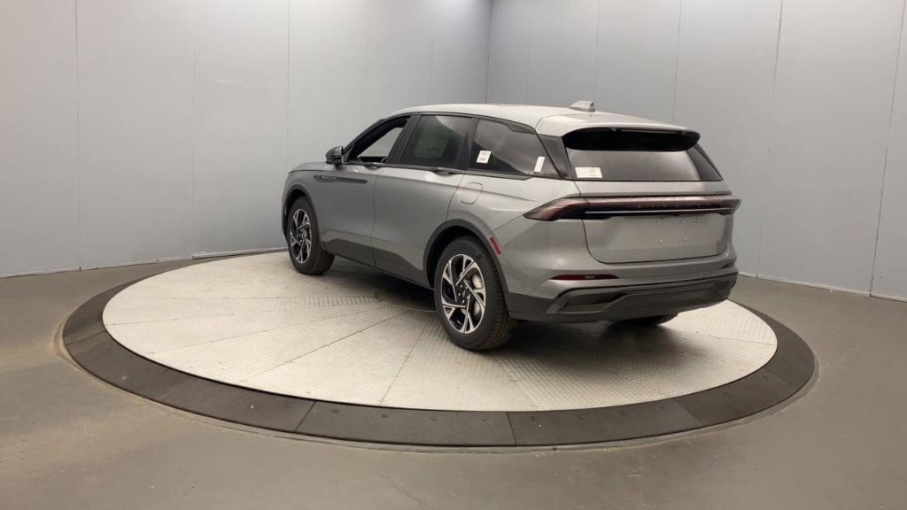 new 2024 Lincoln Nautilus car, priced at $63,035