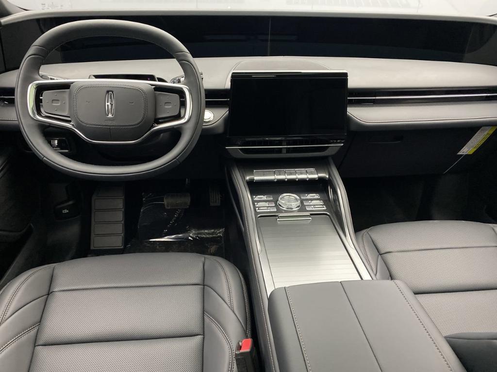 new 2025 Lincoln Nautilus car, priced at $64,270