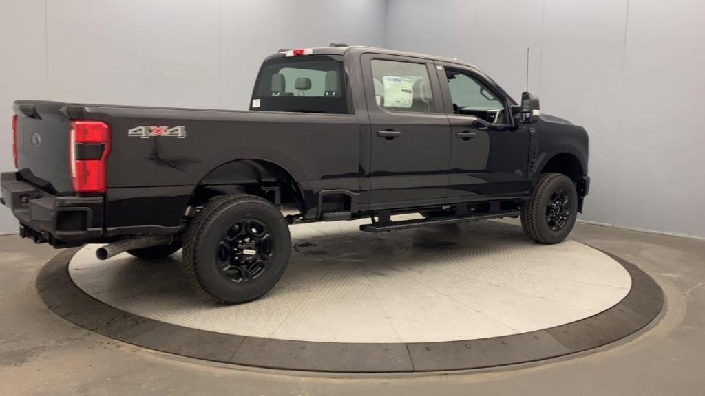 new 2024 Ford F-250 car, priced at $60,125