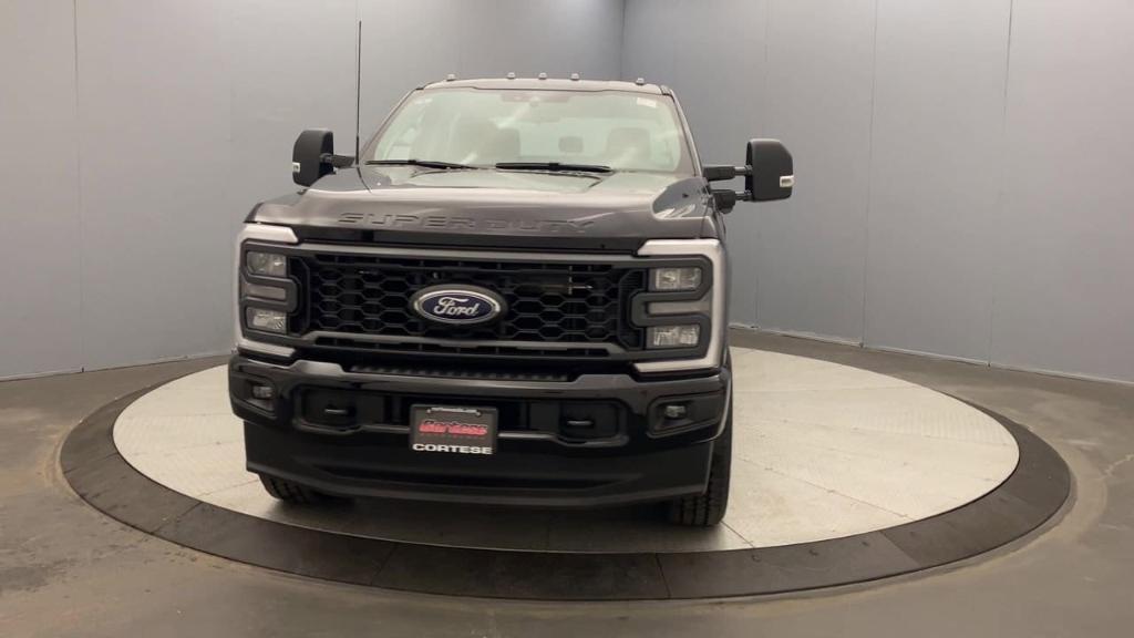 new 2024 Ford F-250 car, priced at $60,125