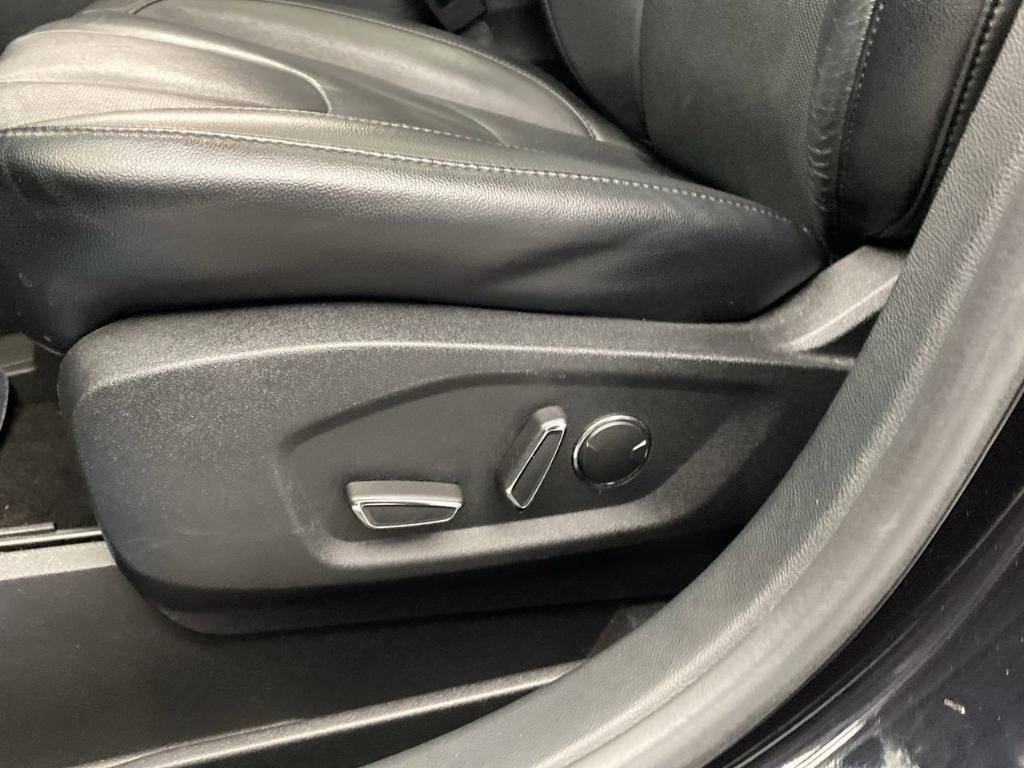 used 2019 Ford Edge car, priced at $18,999