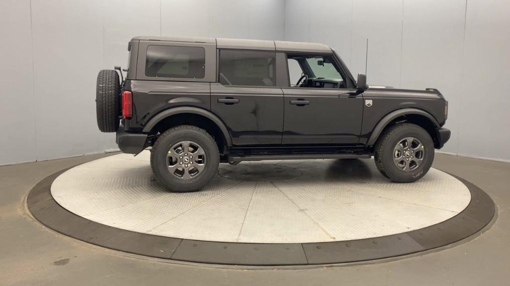 new 2024 Ford Bronco car, priced at $48,385