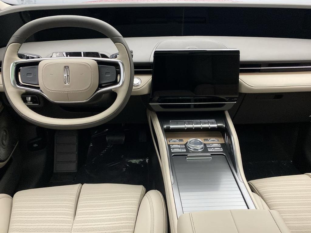 new 2025 Lincoln Nautilus car, priced at $74,305