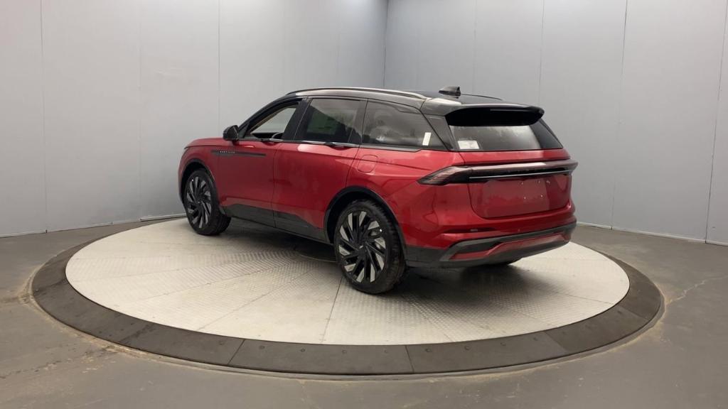 new 2025 Lincoln Nautilus car, priced at $74,305