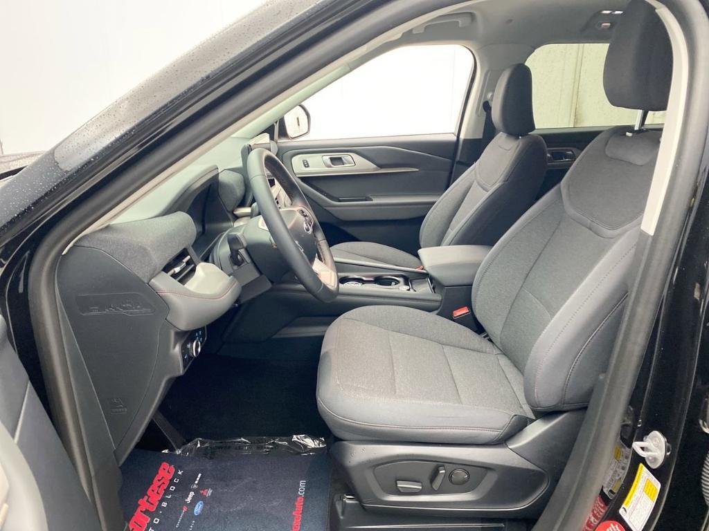 new 2025 Ford Explorer car, priced at $44,145