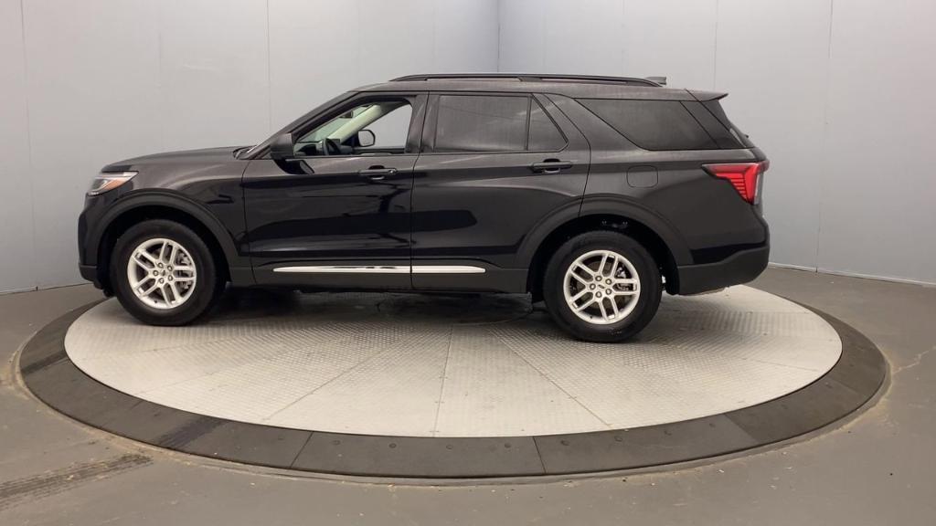 new 2025 Ford Explorer car, priced at $44,145