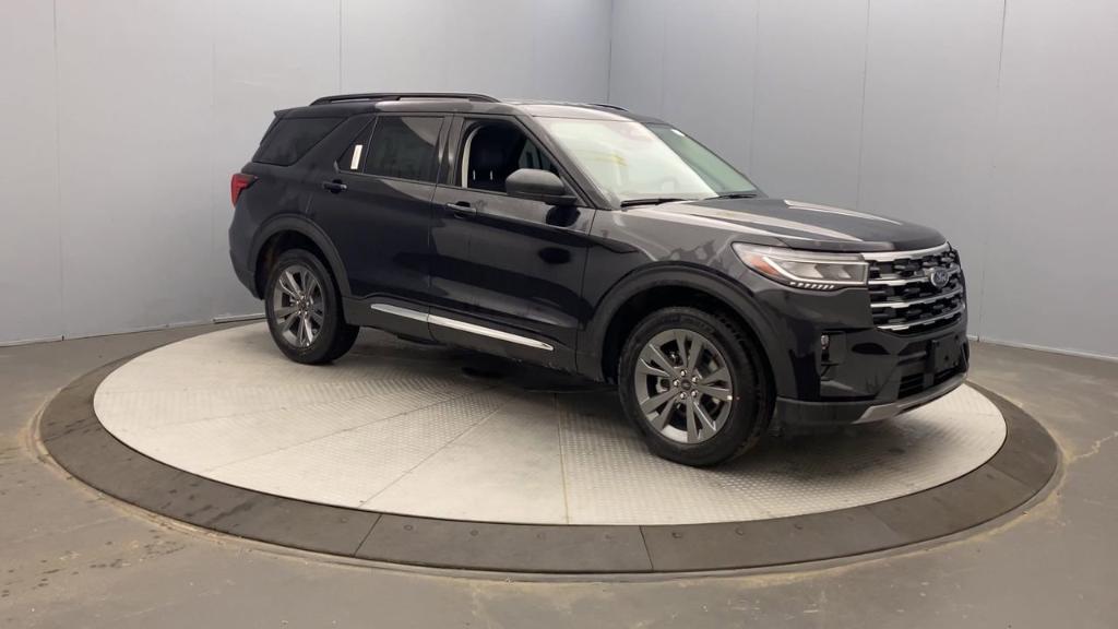 new 2025 Ford Explorer car, priced at $48,205