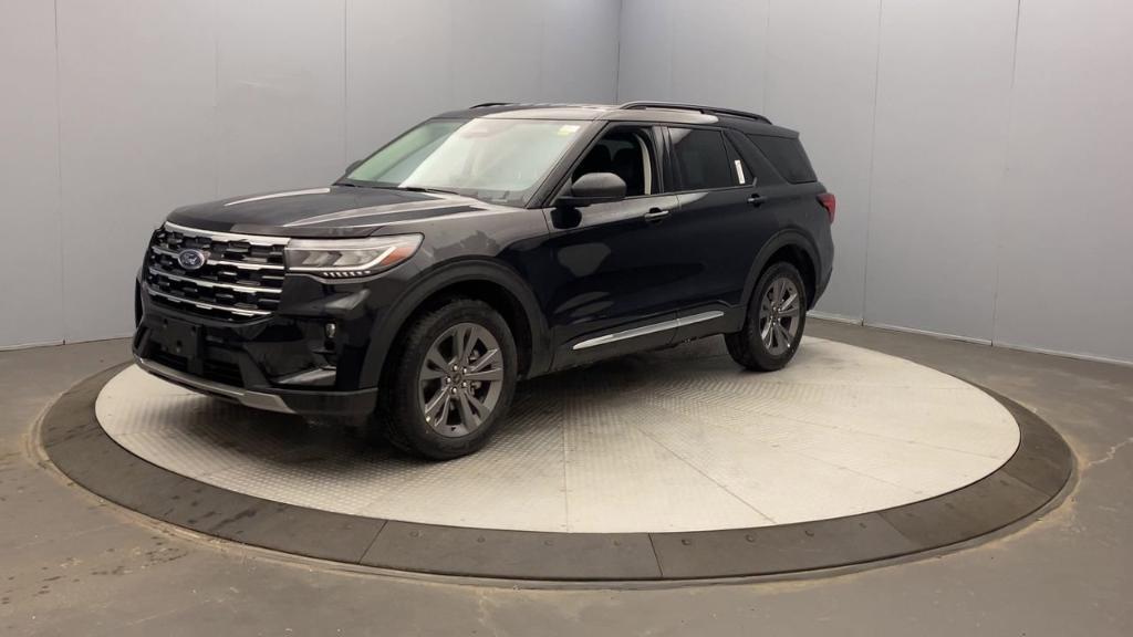 new 2025 Ford Explorer car, priced at $48,205