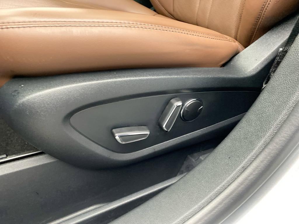 used 2021 Lincoln Nautilus car, priced at $34,999