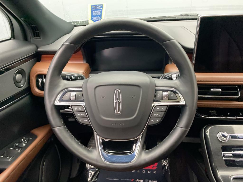 used 2021 Lincoln Nautilus car, priced at $34,999