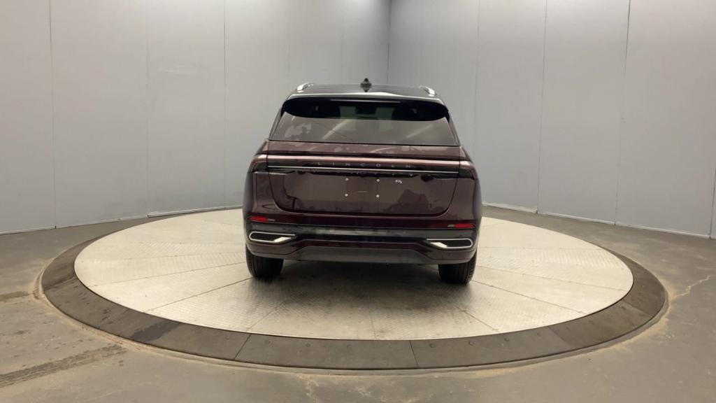 new 2025 Lincoln Nautilus car, priced at $66,205
