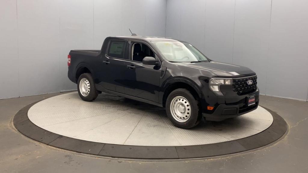 new 2025 Ford Maverick car, priced at $33,960
