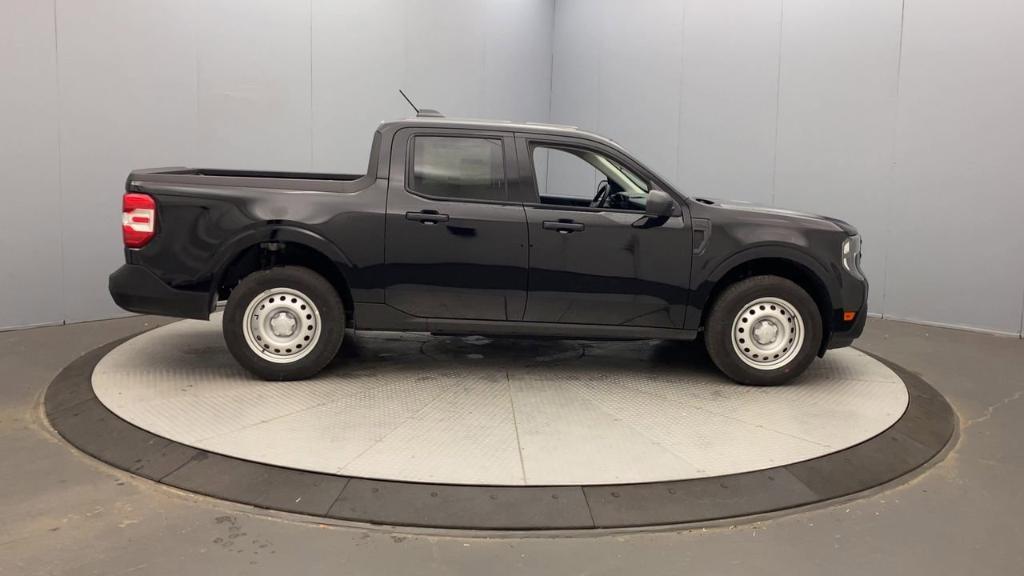 new 2025 Ford Maverick car, priced at $33,960