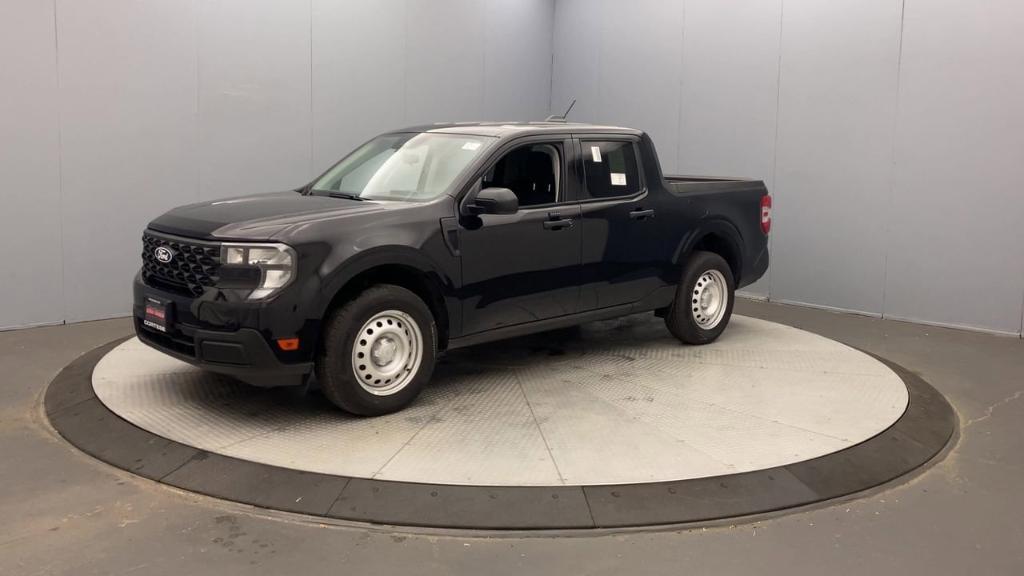 new 2025 Ford Maverick car, priced at $33,960