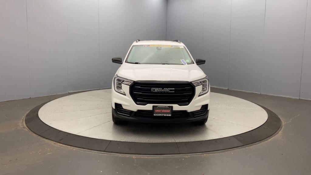 used 2022 GMC Terrain car, priced at $23,995