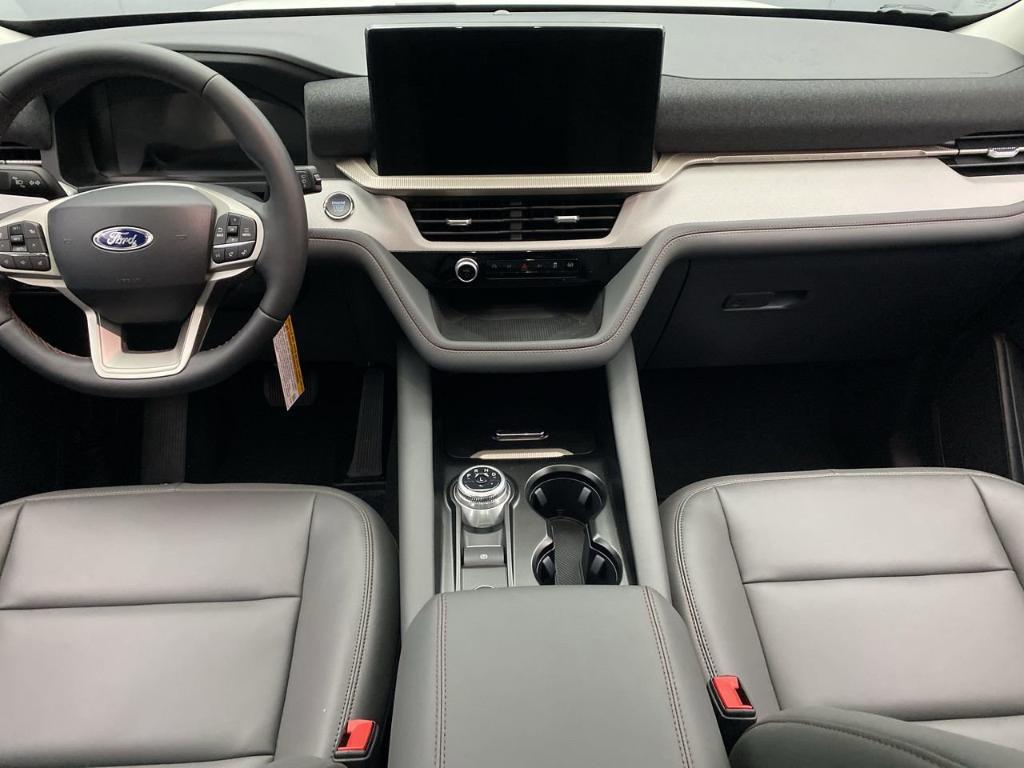 new 2025 Ford Explorer car, priced at $52,005