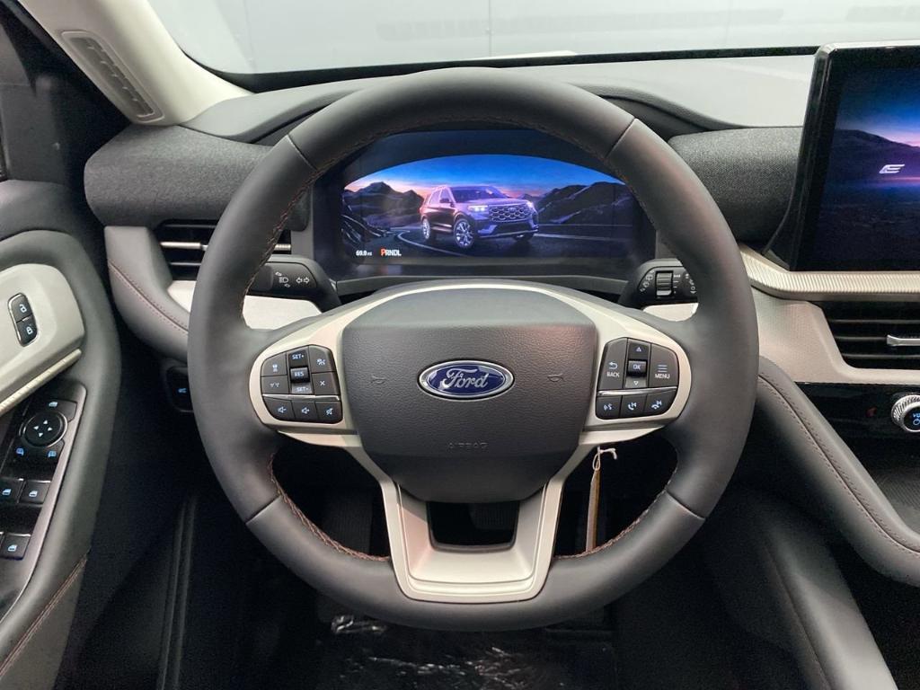new 2025 Ford Explorer car, priced at $52,005