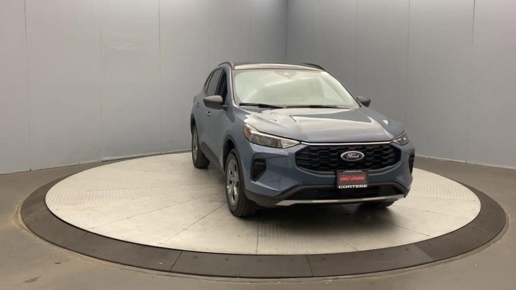 new 2025 Ford Escape car, priced at $36,465