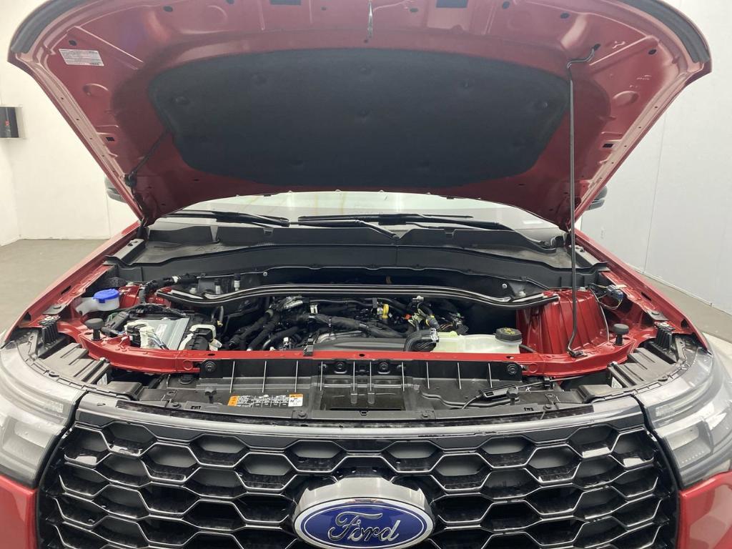 new 2025 Ford Explorer car