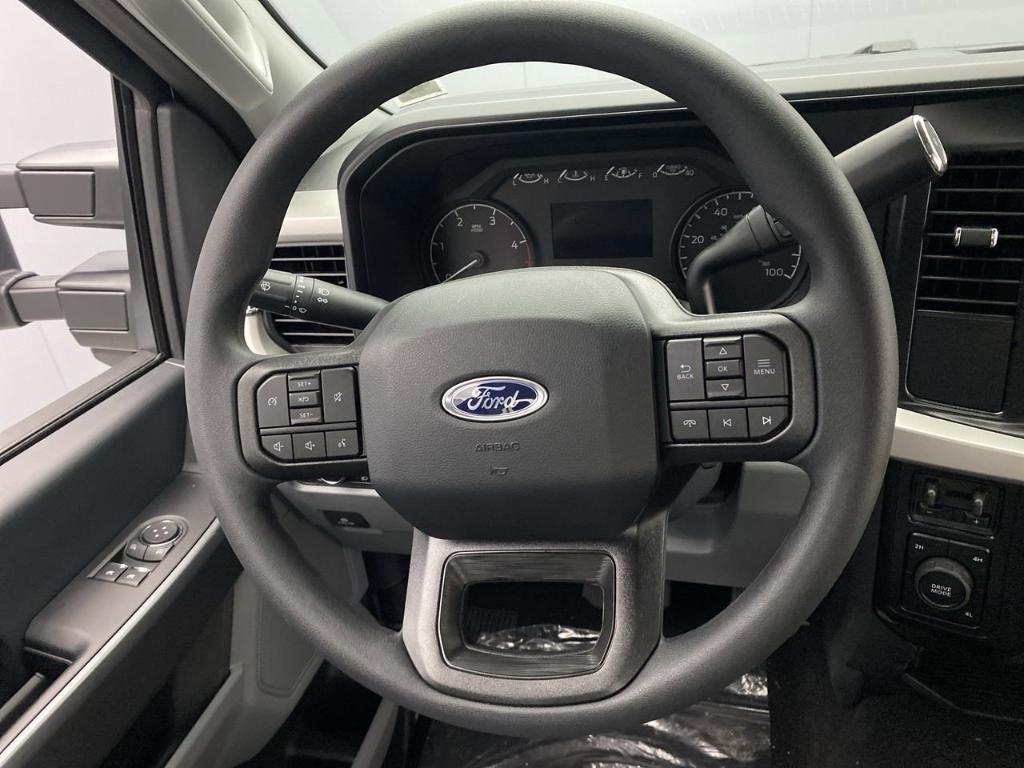 new 2025 Ford F-350 car, priced at $67,400