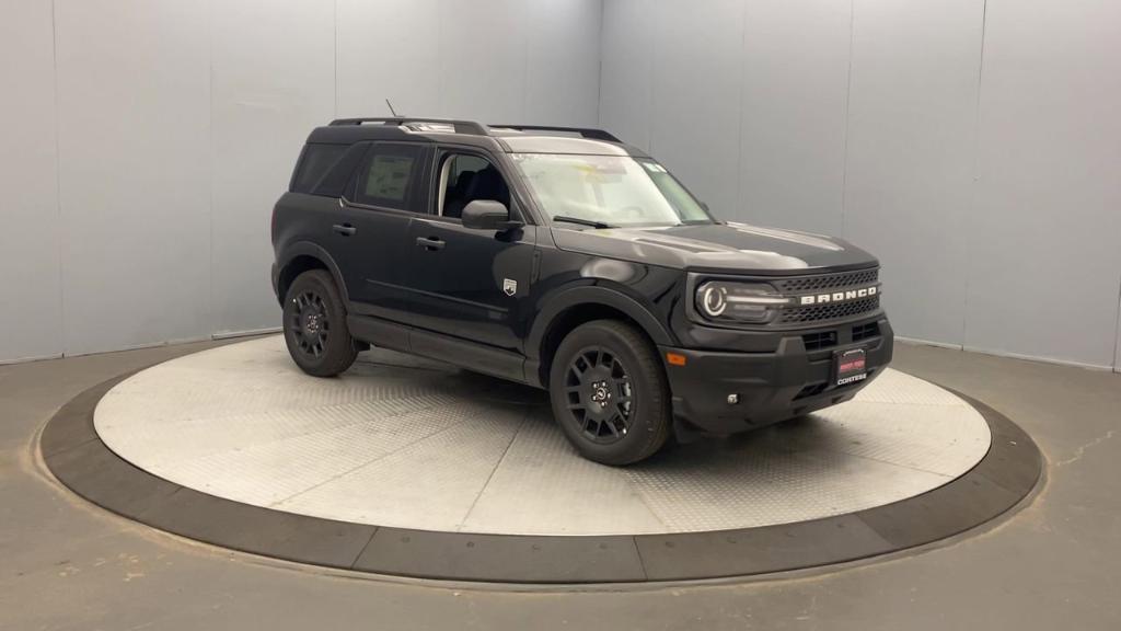 new 2025 Ford Bronco Sport car, priced at $35,400