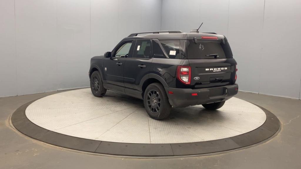 new 2025 Ford Bronco Sport car, priced at $35,400