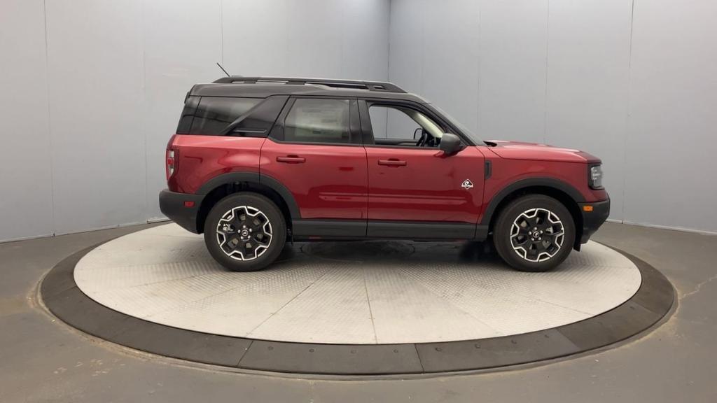 new 2025 Ford Bronco Sport car, priced at $42,200