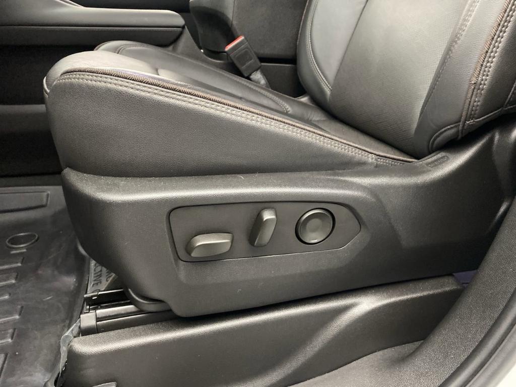used 2024 Chevrolet Tahoe car, priced at $71,999