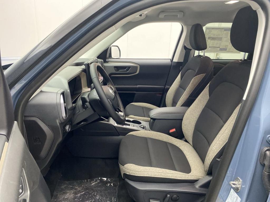 new 2025 Ford Bronco Sport car, priced at $37,910