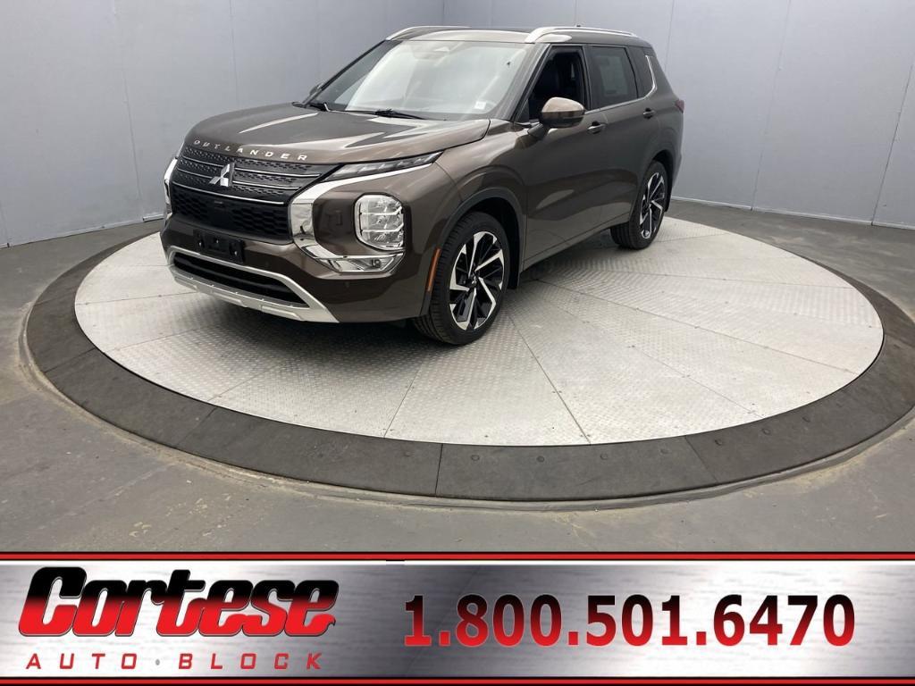 used 2022 Mitsubishi Outlander car, priced at $25,995