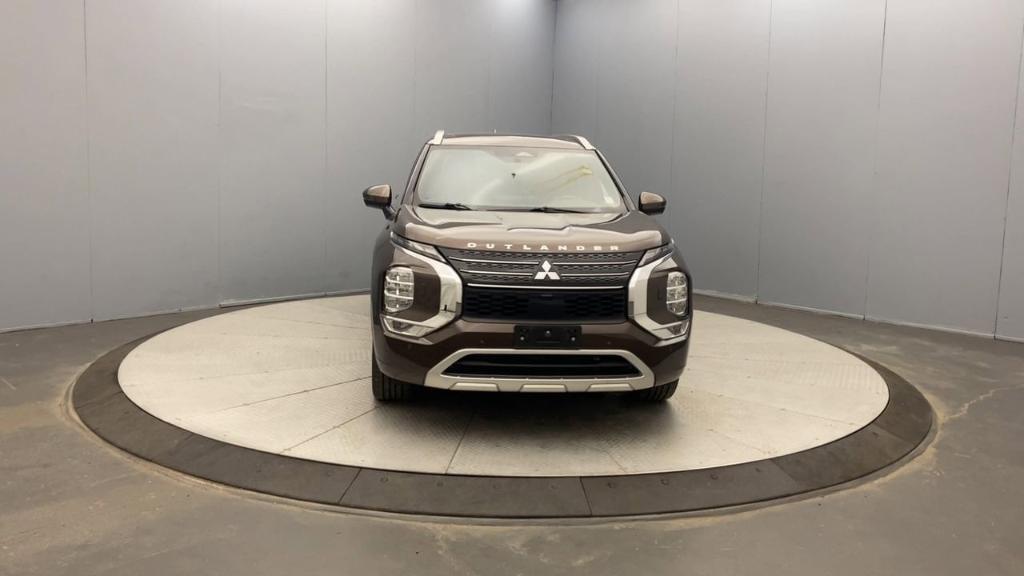 used 2022 Mitsubishi Outlander car, priced at $25,995