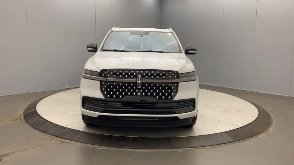 new 2025 Lincoln Navigator L car, priced at $123,295