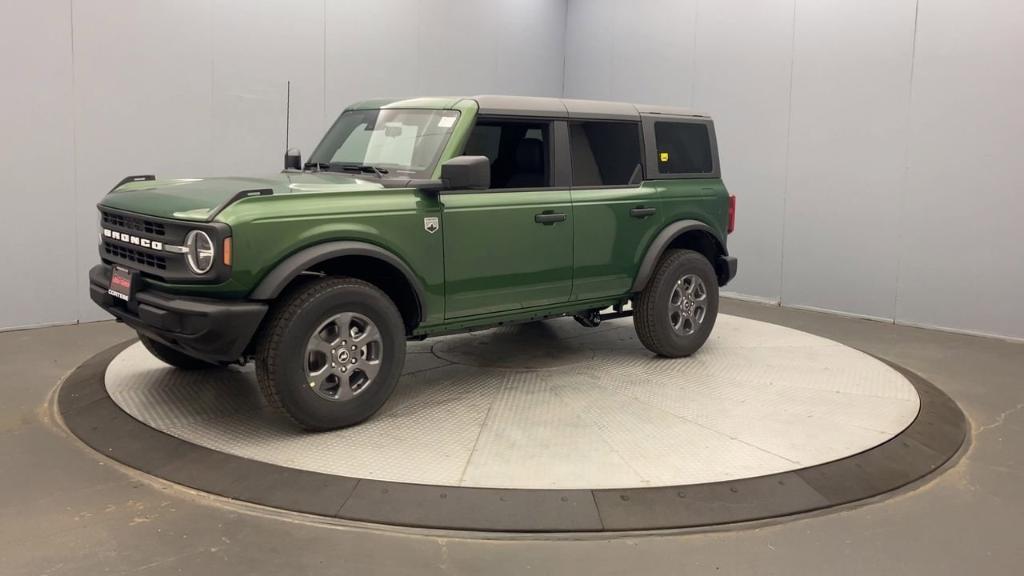 new 2025 Ford Bronco car, priced at $50,155