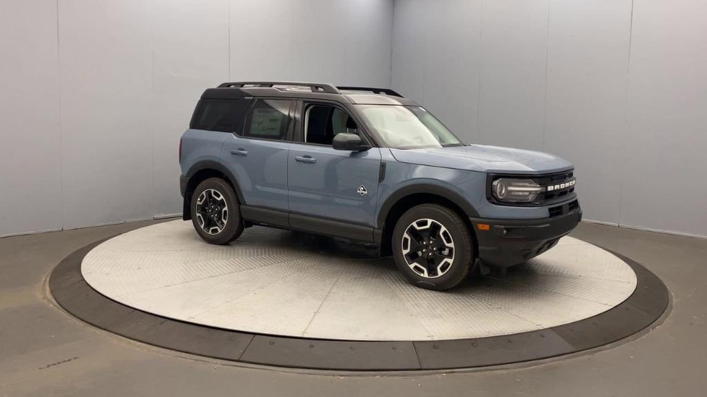 new 2024 Ford Bronco Sport car, priced at $39,265