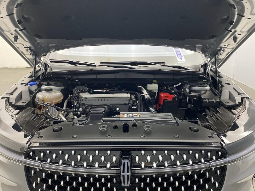 used 2025 Lincoln Nautilus car, priced at $58,999