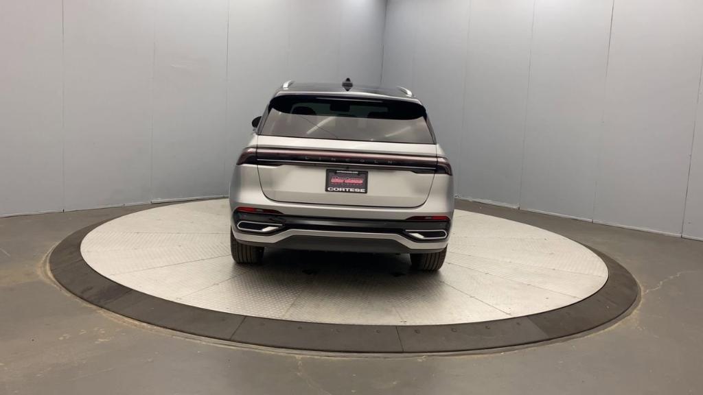 used 2025 Lincoln Nautilus car, priced at $58,999