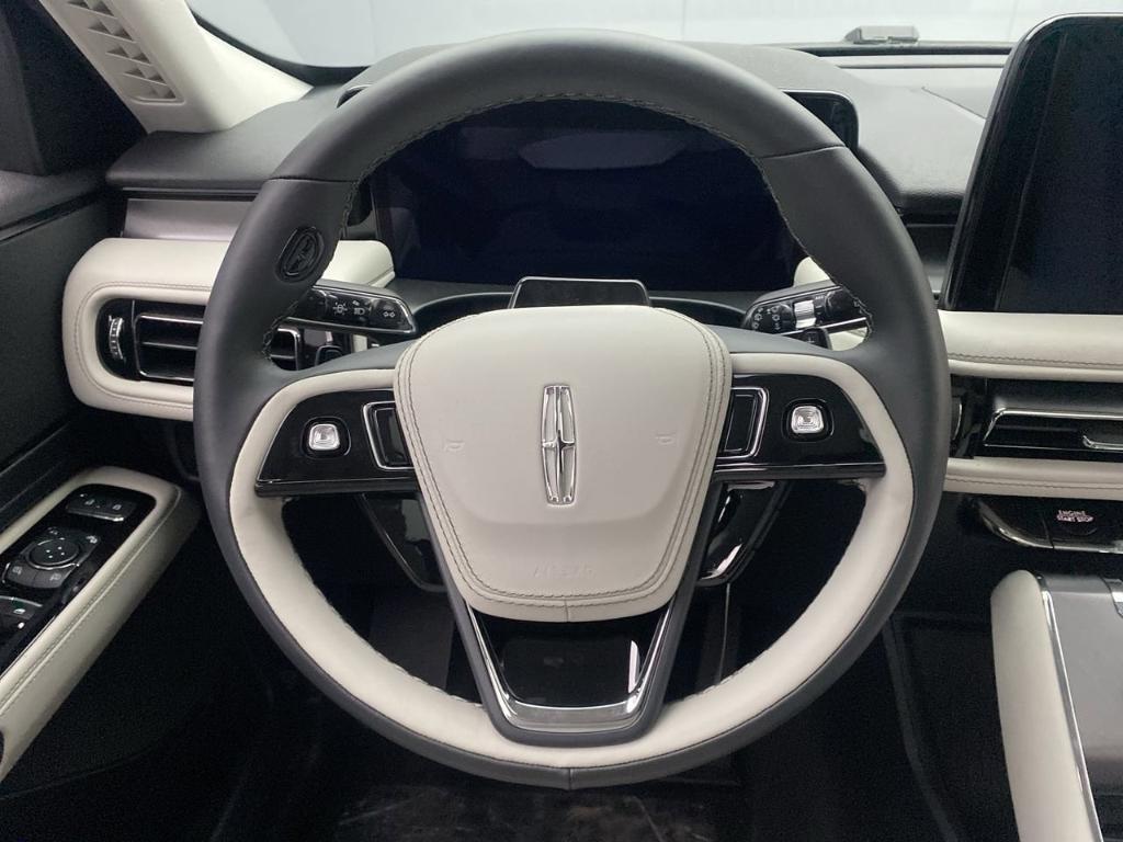 new 2025 Lincoln Aviator car, priced at $66,935