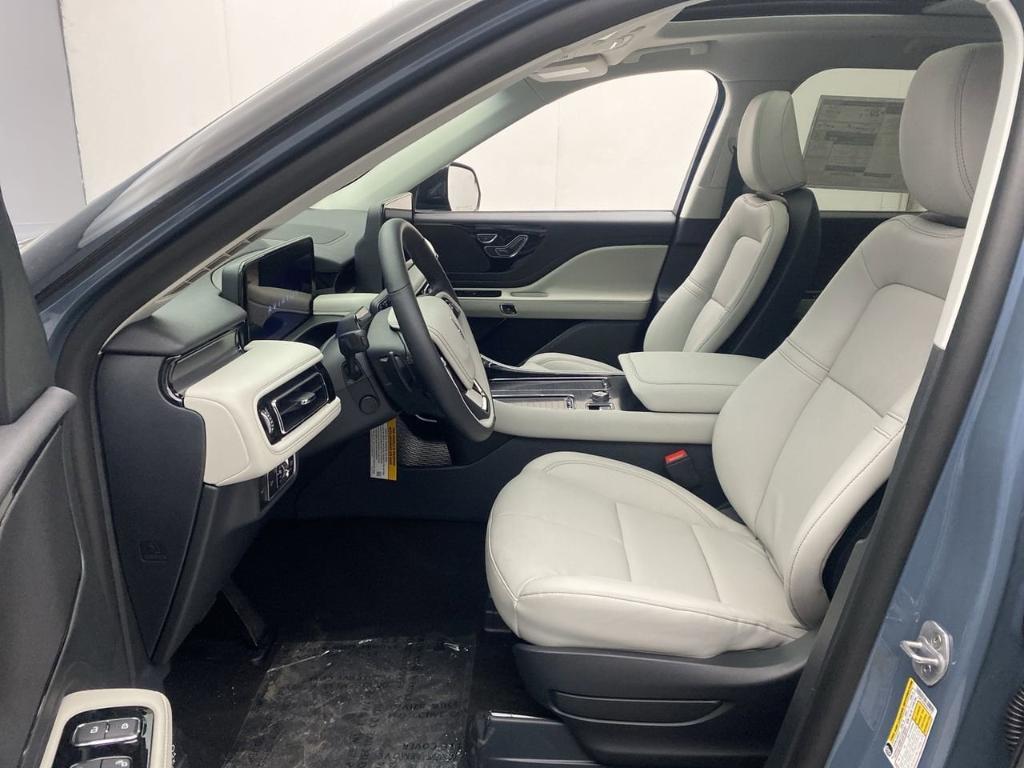 new 2025 Lincoln Aviator car, priced at $66,935