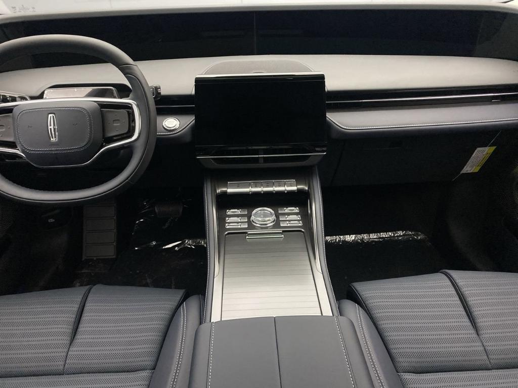 new 2025 Lincoln Nautilus car, priced at $69,910