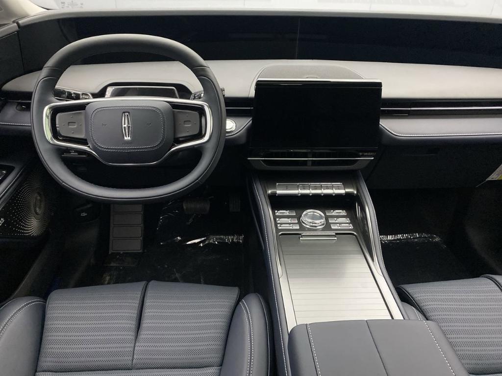 new 2025 Lincoln Nautilus car, priced at $69,910