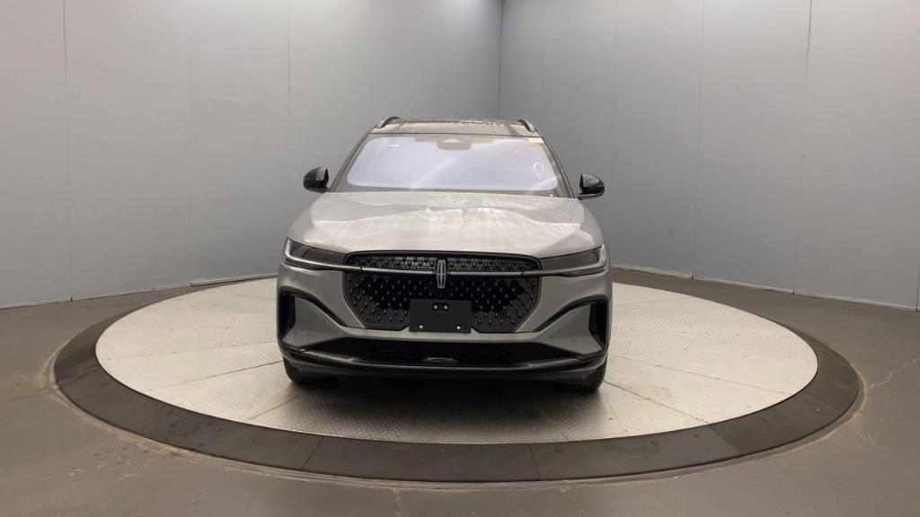 new 2025 Lincoln Nautilus car, priced at $75,980