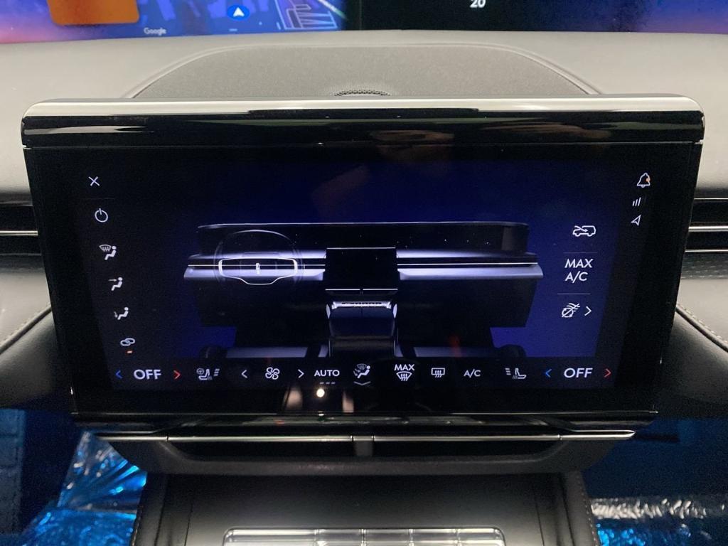 new 2025 Lincoln Nautilus car, priced at $75,980