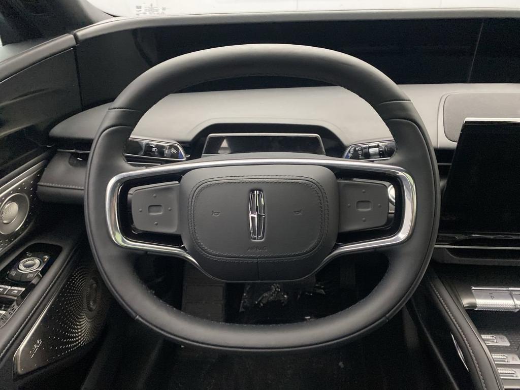 new 2025 Lincoln Nautilus car, priced at $75,980