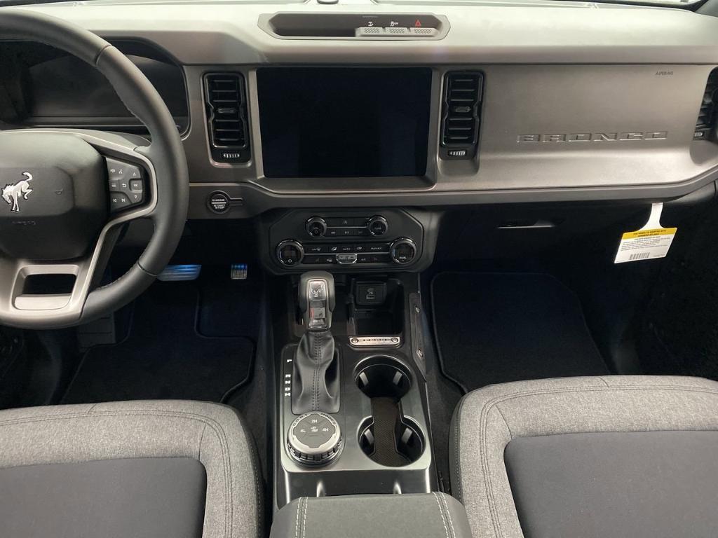 new 2025 Ford Bronco car, priced at $48,695