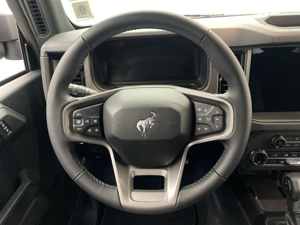 new 2025 Ford Bronco car, priced at $48,695