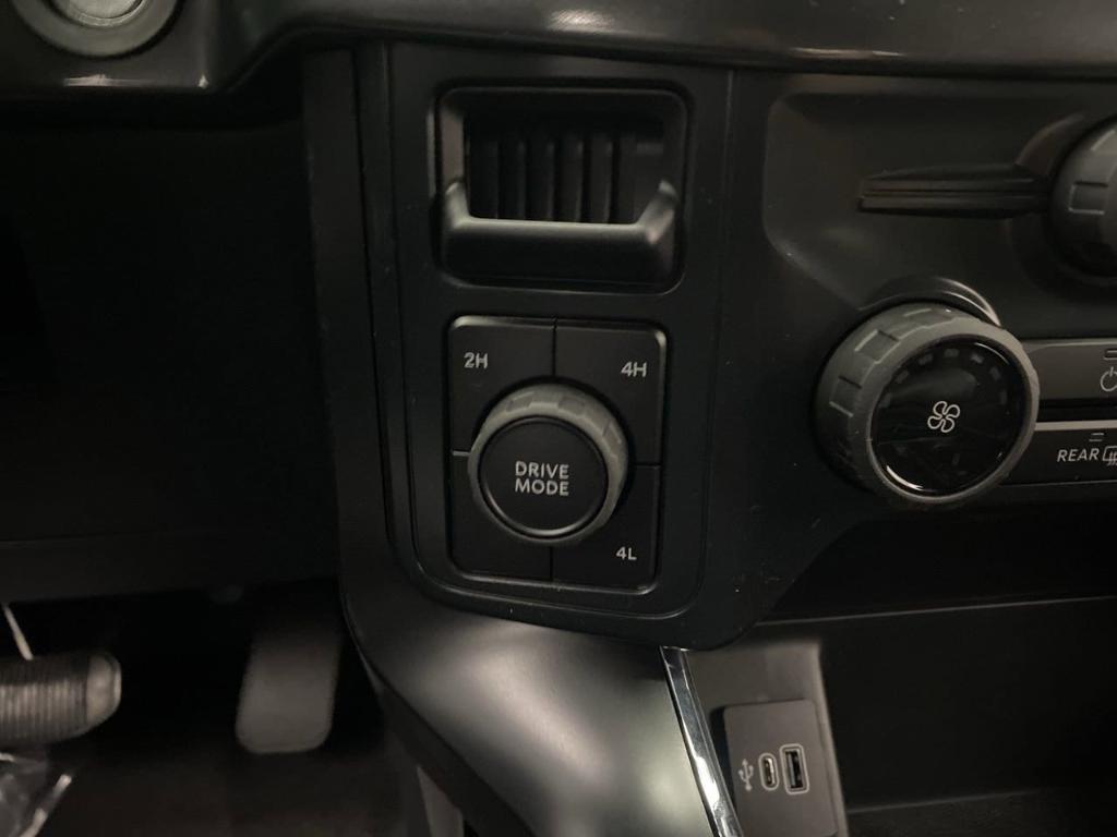 new 2025 Ford F-150 car, priced at $51,960