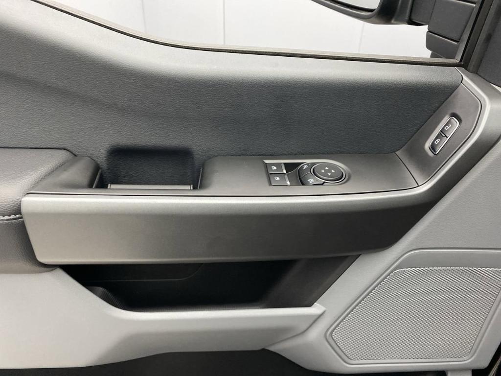 new 2025 Ford F-350 car, priced at $67,400