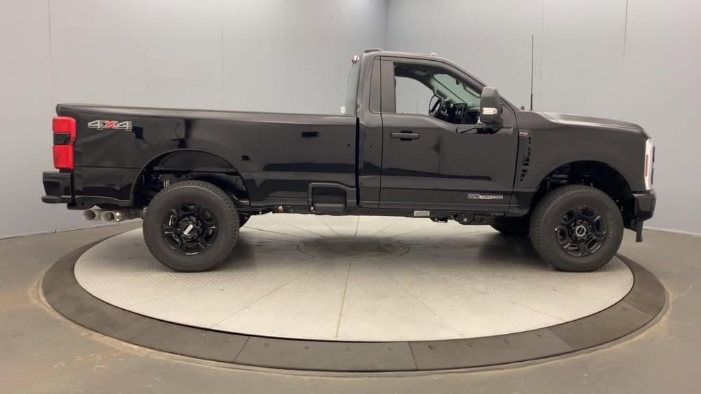 new 2025 Ford F-350 car, priced at $67,400