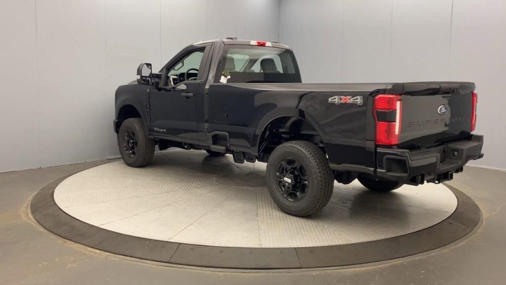 new 2025 Ford F-350 car, priced at $67,400